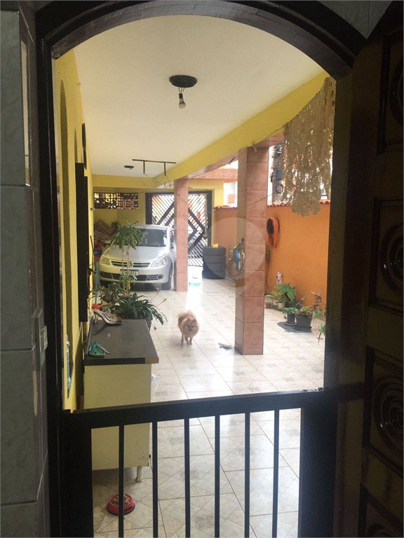Casa à venda com 4 quartos em Calmon Viana, Poá, SP