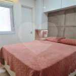 Apartamento à venda com 2 quartos, sendo 1 suíte,  em Barra Funda, São Paulo, SP