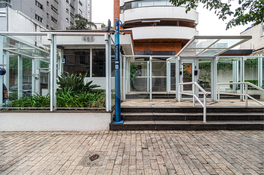Apartamento à venda com 4 quartos, sendo 3 suítes,  em Perdizes, São Paulo, SP