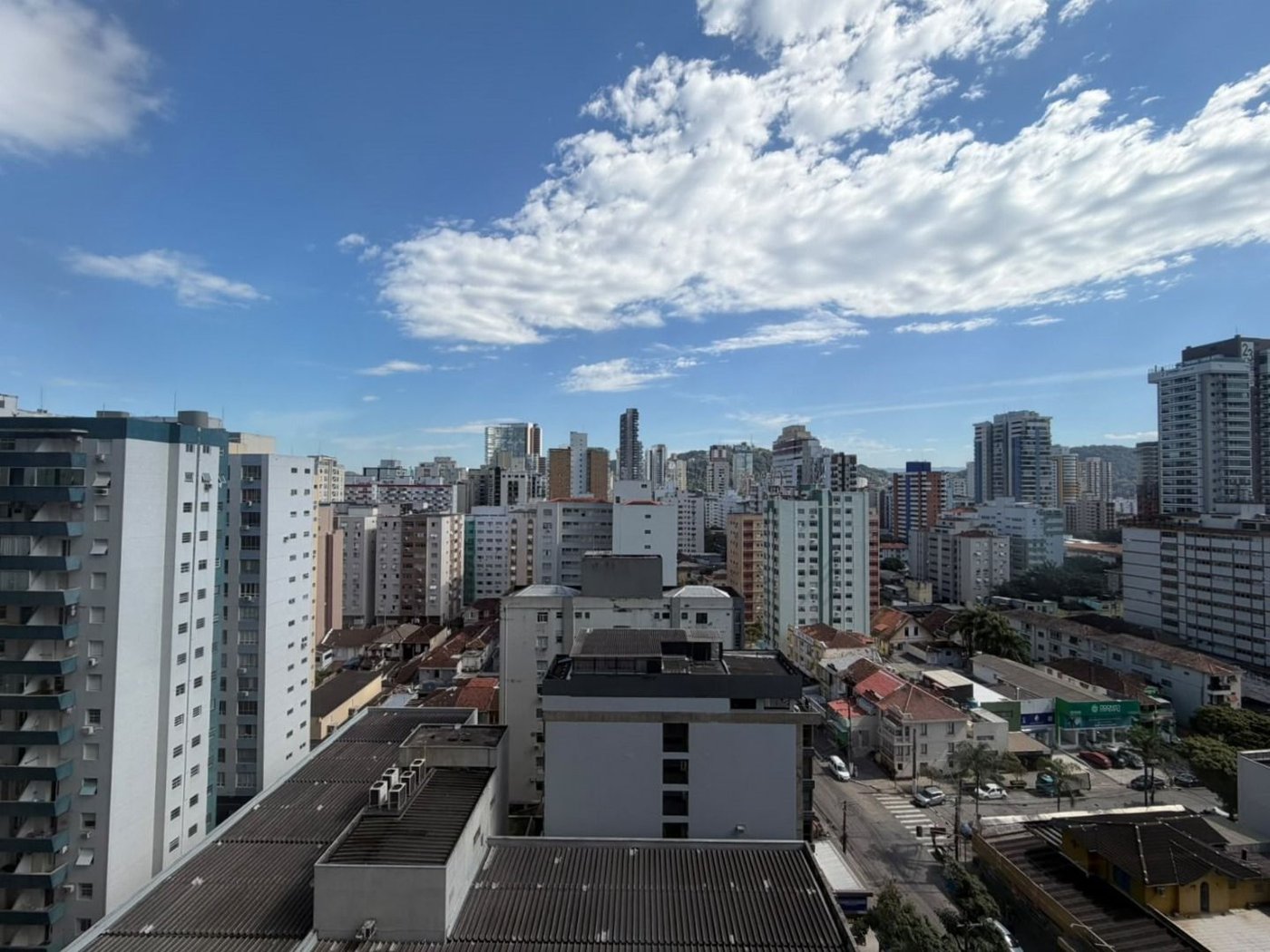Apartamento com 2 dormitórios à venda, 72 m² por R$ 1.350.000,00 - Gonzaga - Santos/SP