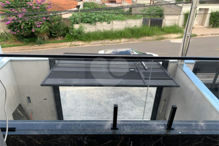 Sobrado à venda com 3 suítes em Jardim Maristela, Atibaia, SP