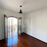 Sobrado à venda com 4 quartos, sendo 1 suíte, em Jardim Medina, Poá, SP