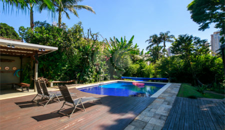 Casa Térrea à venda com 4 suítes em Brooklin Velho, São Paulo, SP