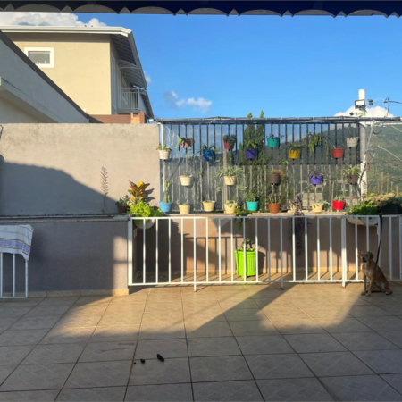 Casa à venda com 3 quartos, sendo 1 suíte, em Recreio Maristela, Atibaia, SP