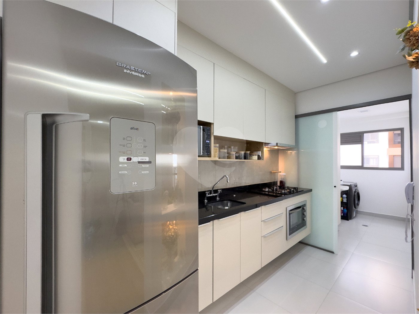 Apartamento à venda com 2 quartos, sendo 1 suíte,  em Jardim Prudência, São Paulo, SP