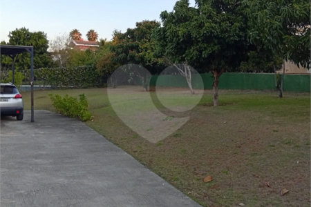 Casa à venda com 3 suítes no condomínio Haras Paineiras, Salto - SP