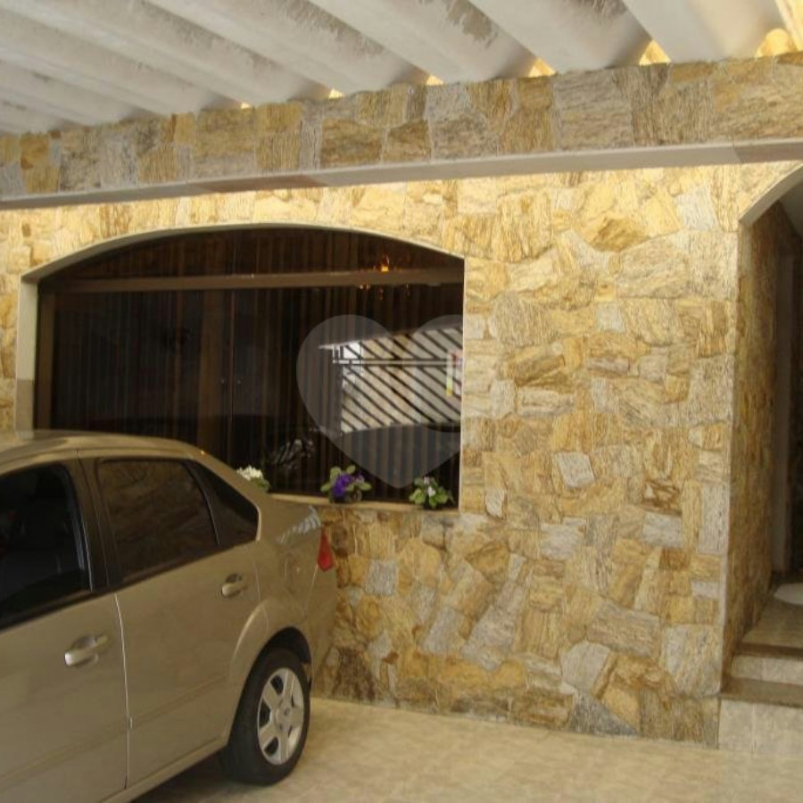 Sobrado à venda com 3 quartos, sendo 1 suíte, em Vila Medeiros, São Paulo, SP