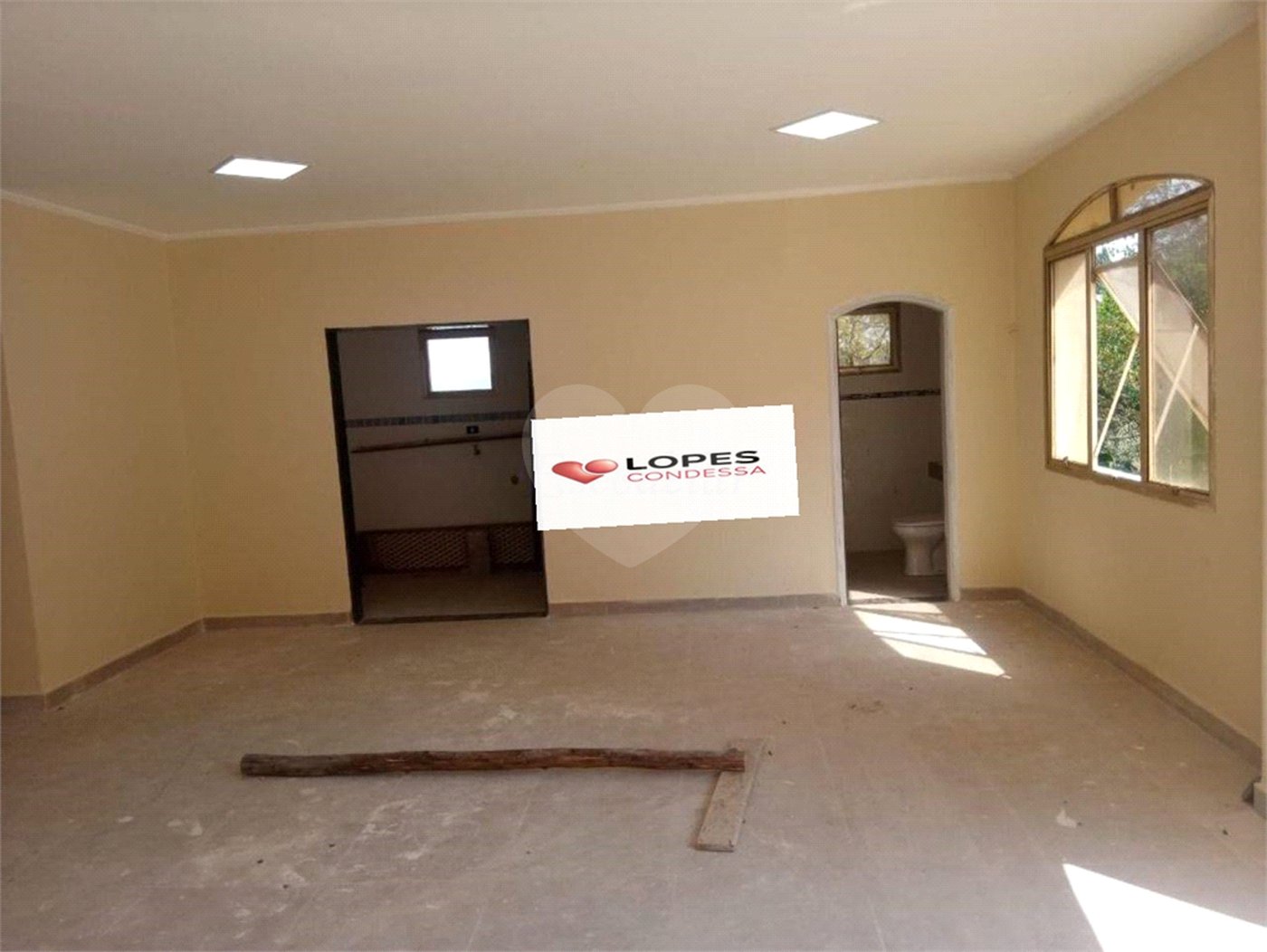 Casa à venda com 3 suítes no condomínio Alpes da Cantareira, Mairiporã - SP