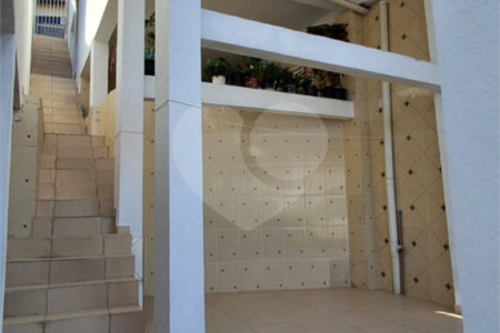 Casa à venda com 3 quartos em Jaraguá, São Paulo, SP