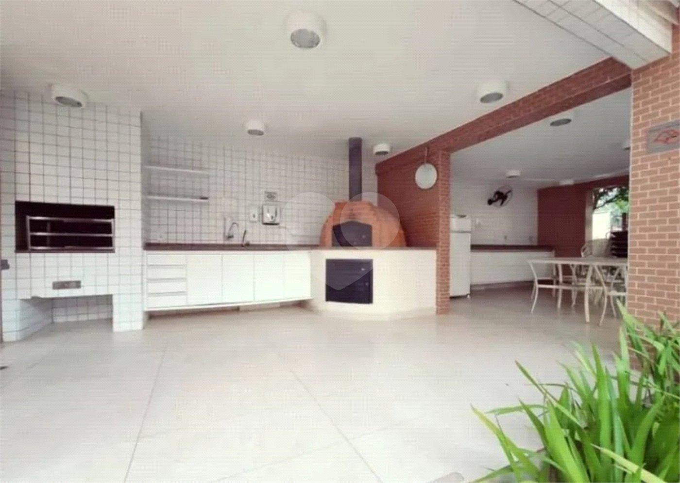Apartamento à venda com 4 quartos, sendo 1 suíte, em Cidade São Francisco, São Paulo, SP