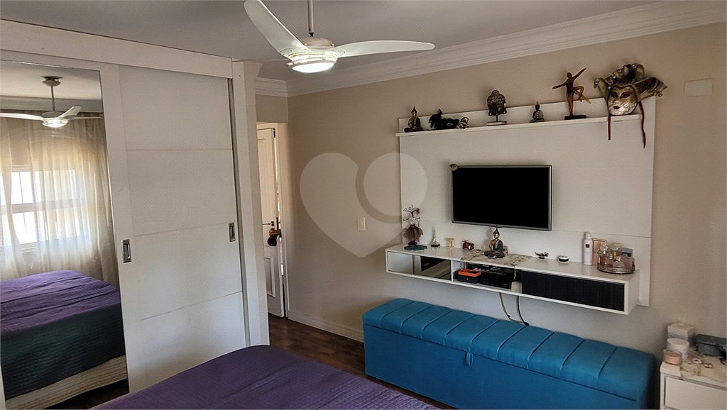Sobrado à venda com 4 quartos, sendo 3 suítes, em Brooklin Paulista, São Paulo, SP