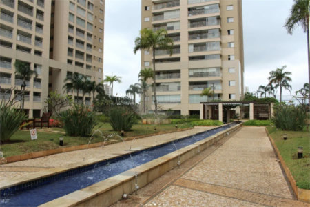 Apartamento à venda com 4 quartos, sendo 2 suítes, em Vila Augusta, Guarulhos, SP