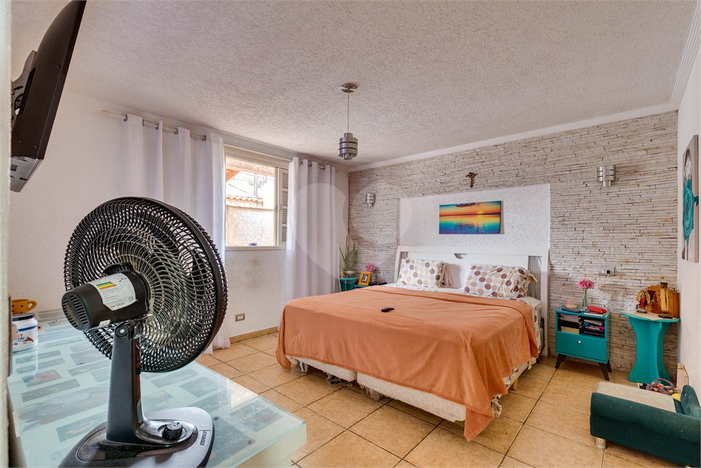 Casa de Vila à venda com 4 quartos, sendo 2 suítes,  no condomínio City Campo Grande, São Paulo - SP