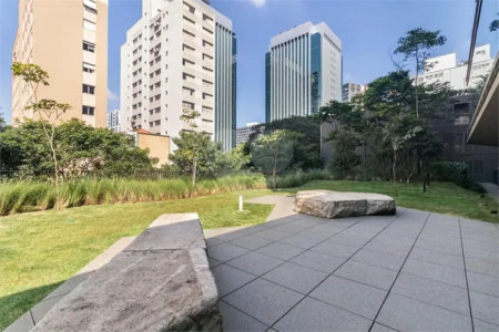 Apartamento para alugar com 4 quartos, sendo 3 suítes, em Pinheiros, São Paulo, SP