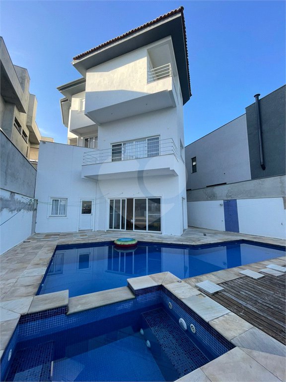 Casa à venda com 3 suítes no condomínio Aruã Ecopark Lagos, Mogi das Cruzes - SP