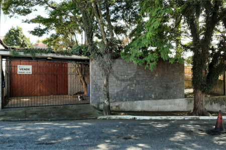 Casa Térrea à venda com 3 quartos, sendo 1 suíte, em Jardim Prudência, São Paulo, SP
