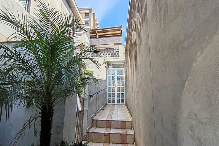 Casa para alugar com 2 suítes em Chora Menino, São Paulo, SP