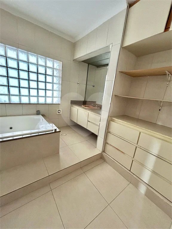Sobrado à venda com 3 quartos, sendo 1 suíte, em Jardim São Paulo(zona Norte), São Paulo, SP