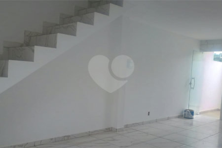 Casa à venda com 2 quartos no condomínio Dos Silvas, Rio de Janeiro - RJ