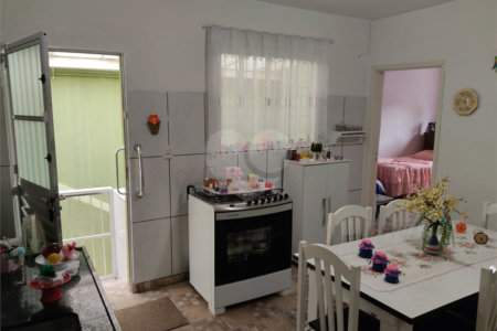 Casa à venda com 3 quartos em Jardim Moreira, Guarulhos, SP