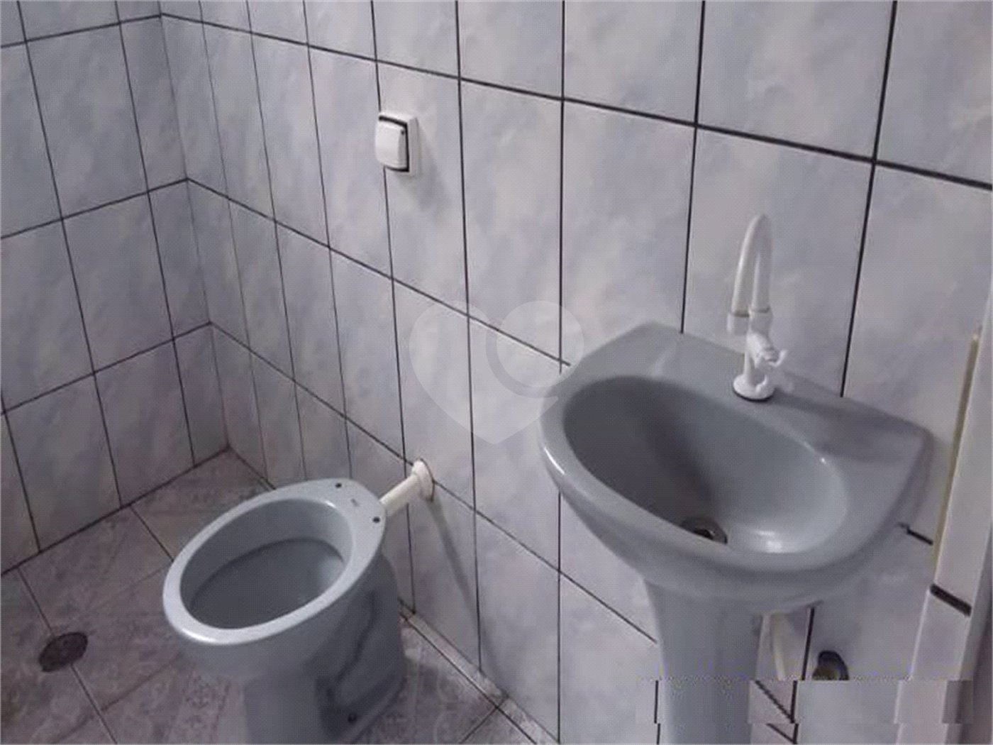 Casa de Vila à venda com 1 quarto em Jardim Luso, São Paulo, SP