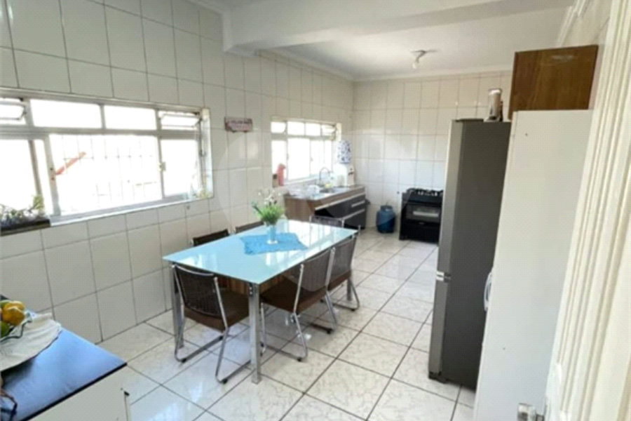 Casa Térrea à venda com 7 quartos, sendo 1 suíte, em Vila Paulicéia, São Paulo, SP