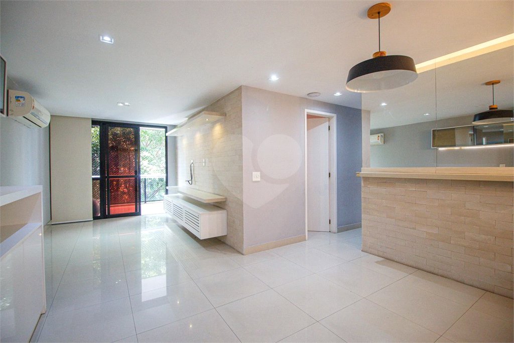 Apartamento à venda com 3 quartos, sendo 1 suíte, em Tijuca, Rio de Janeiro, RJ