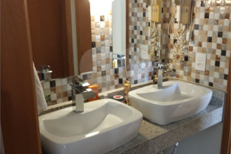 Casa à venda com 3 quartos, sendo 1 suíte, no condomínio Il Paradiso, Vinhedo - SP