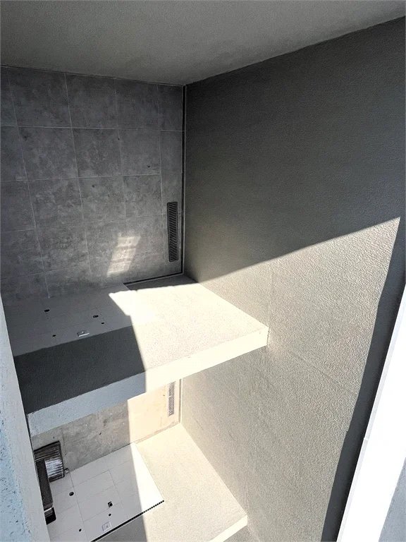 Sobrado à venda com 3 quartos, sendo 1 suíte,  em Vila Tiradentes, São Paulo, SP