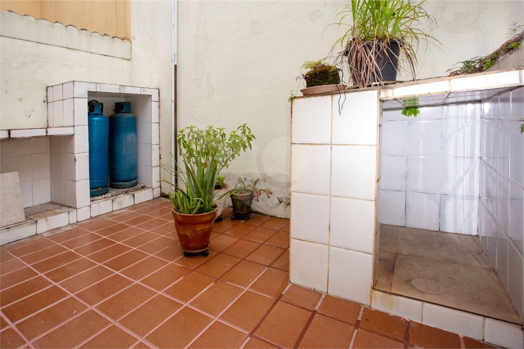 Casa à venda com 3 quartos, sendo 1 suíte, em Mirandópolis, São Paulo, SP