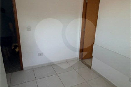 Casa à venda com 2 suítes no condomínio Residencial Real North Pedro, São Paulo - SP