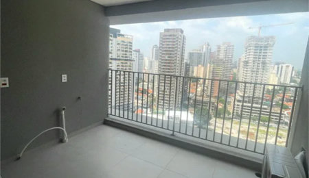 Apartamento à venda ou para alugar com 2 suítes em Jardim das Acácias, São Paulo, SP