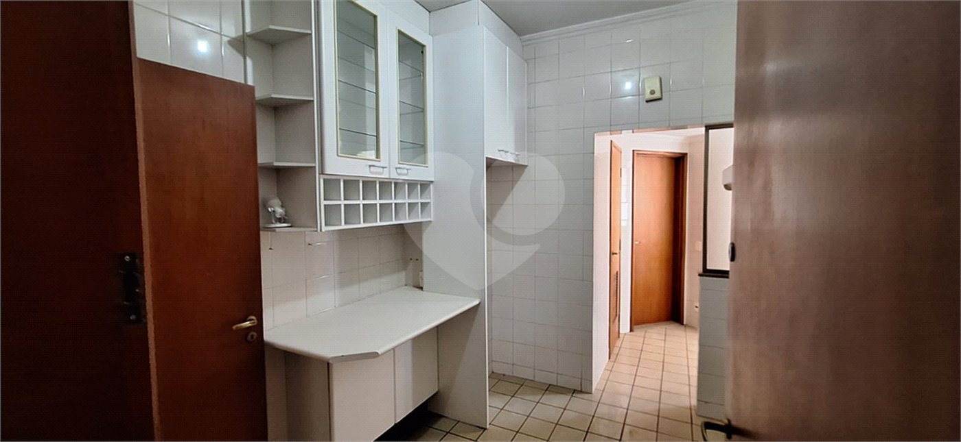 Apartamento à venda com 3 quartos, sendo 1 suíte,  no Centro, Ribeirão Preto, SP
