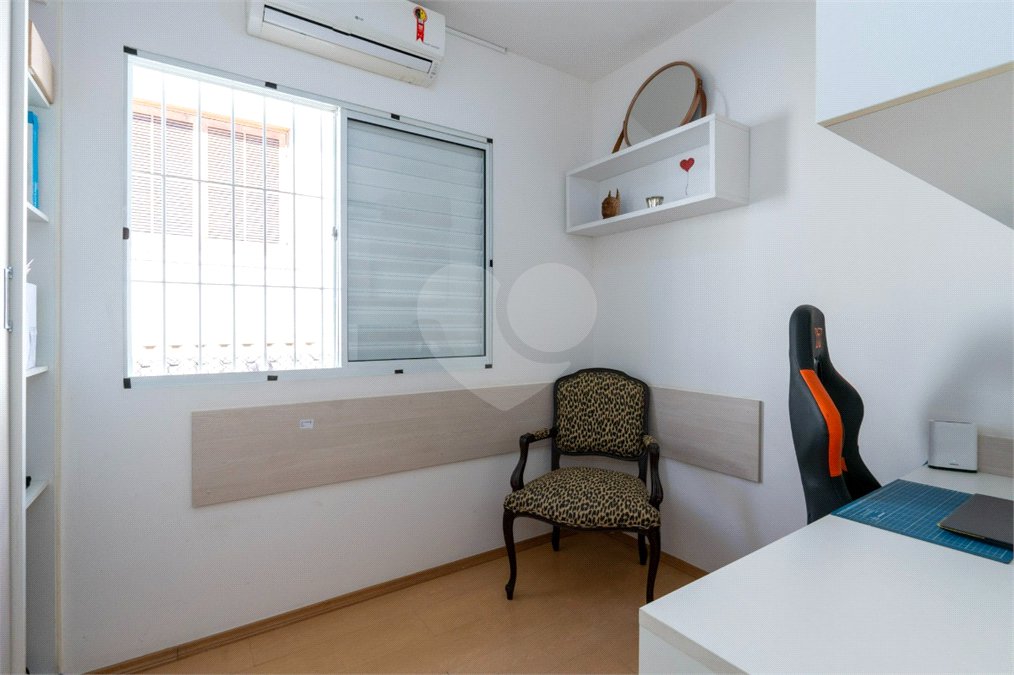 Sobrado à venda com 3 quartos, sendo 1 suíte, em Vila Morse, São Paulo, SP