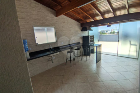 Cobertura à venda com 2 quartos, sendo 1 suíte,  em Vila Scarpelli, Santo André, SP