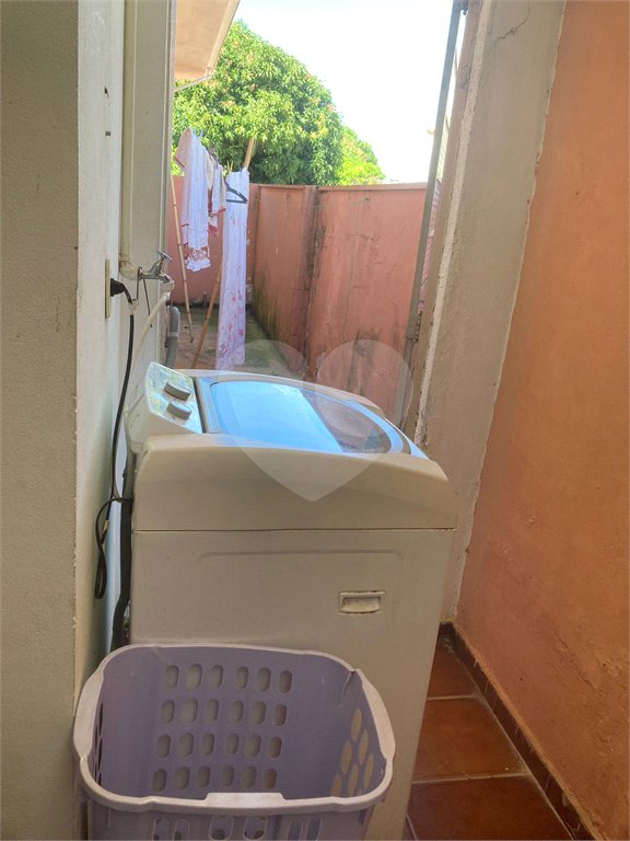 Vende-se excelente casa próxima ao Centro