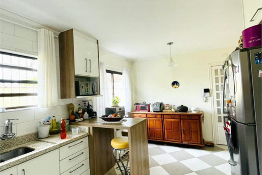Villagio à venda com 4 quartos, sendo 2 suítes, em Saúde, São Paulo, SP