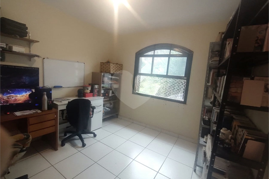 Sobrado à venda com 4 quartos, sendo 2 suítes, em Imirim, São Paulo, SP