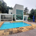 Casa à venda com 3 quartos, sendo 1 suíte,  no condomínio Alpes da Cantareira, Mairiporã - SP