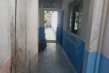 Casa com 2 dormitórios à venda, 244 m² por R$ 460.000,00 - Parque Bitaru - São Vicente/SP