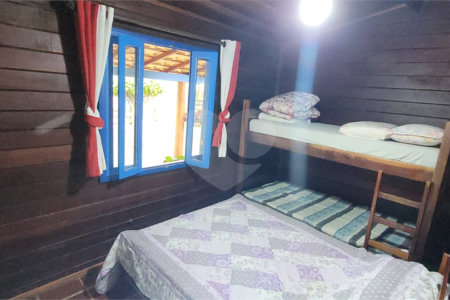 Chácara à venda com 2 quartos, sendo 1 suíte, em Vale San Fernando, Itapetininga, SP