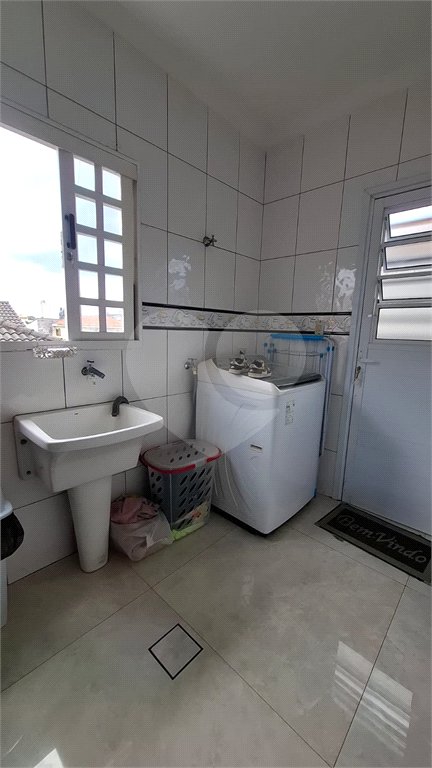 Sobrado à venda com 3 quartos, sendo 1 suíte, em Vila Constança, São Paulo, SP