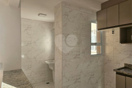 Apartamento à venda com 3 quartos, sendo 1 suíte, no Centro, Poá, SP
