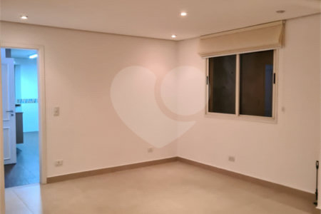 Casa à venda com 3 suítes no condomínio Residencial Courtyard Village, São Paulo - SP