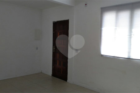 Casa à venda com 3 quartos, sendo 1 suíte, em Vila Mariana, São Paulo, SP