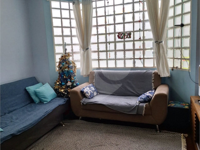 Sobrado à venda com 3 quartos, sendo 1 suíte,  em Vila Irmãos Arnoni, São Paulo, SP