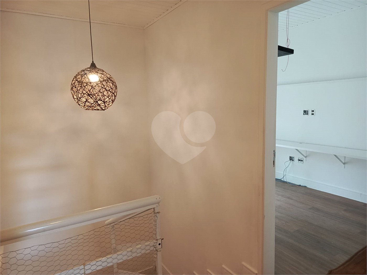 Casa à venda com 3 quartos, sendo 1 suíte, no condomínio Paraíso Classe A, Rio de Janeiro - RJ