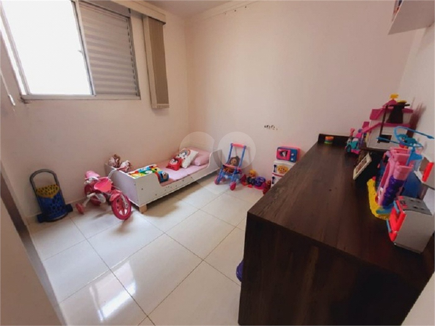 Apartamento no Condomínio Monte Azul .