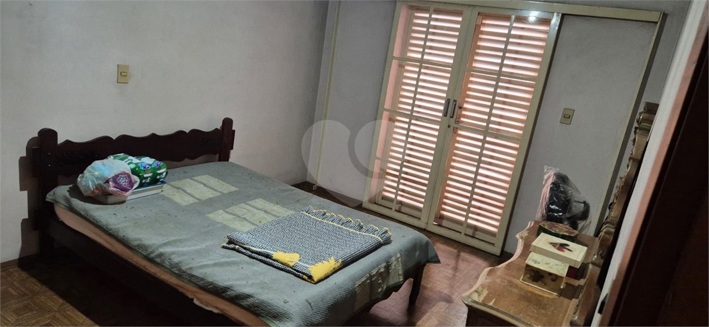 Casa Sobrado com varandas