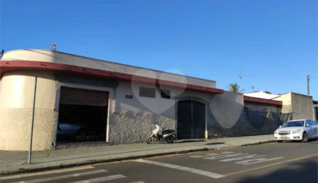 Casa à venda com 3 quartos, sendo 1 suíte,  em Loteamento Habitacional São Carlos 1, São Carlos, SP